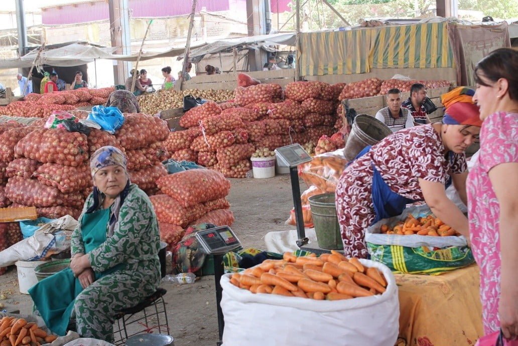Погода хужанд. Худжанд Панчшанбе базар 2019. Таджикистан Худжанд рынок Панчшанбе. Рынок Панчшанбе Худжанд. Панчшанбе базар Худжанд.