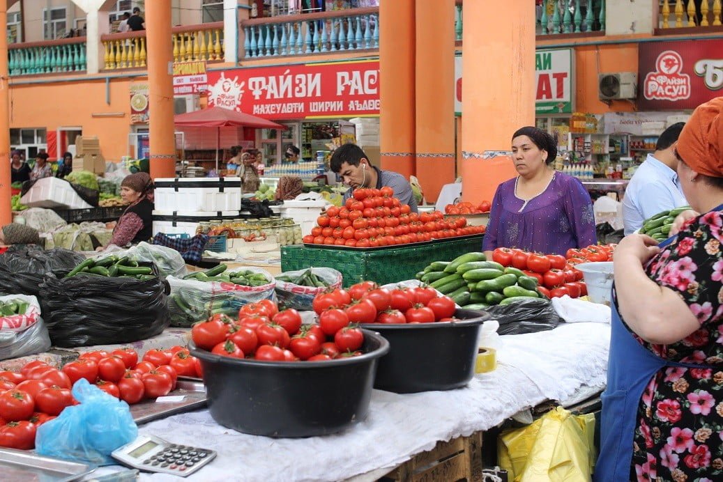 Погода хужанд. Рынок Панчшанбе Худжанд. Панчшанбе базар Худжанд. Худжанд Панчшанбе базар 2021. Таджикистан рынок Панчшанбе.